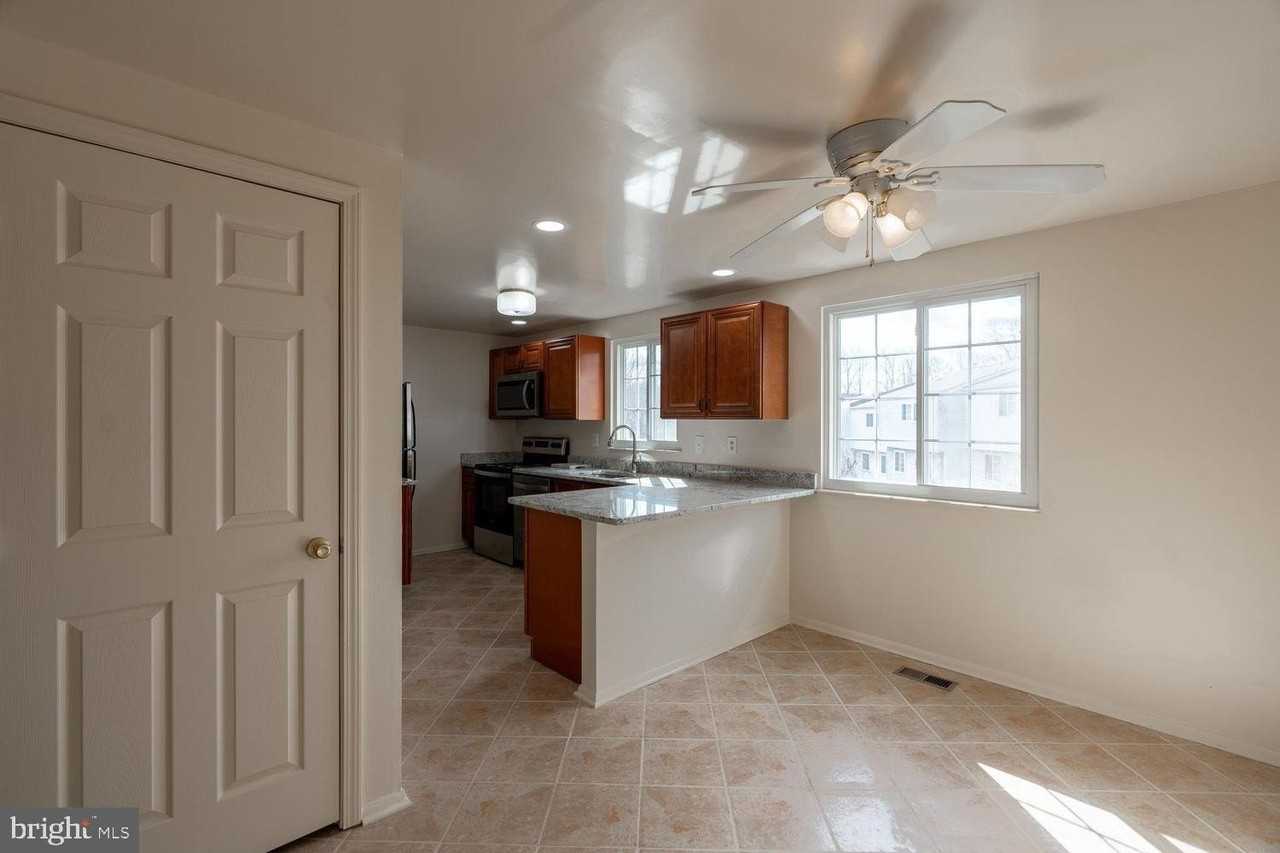 3713 Castle Ter #123-16 - Photo 7 of 20