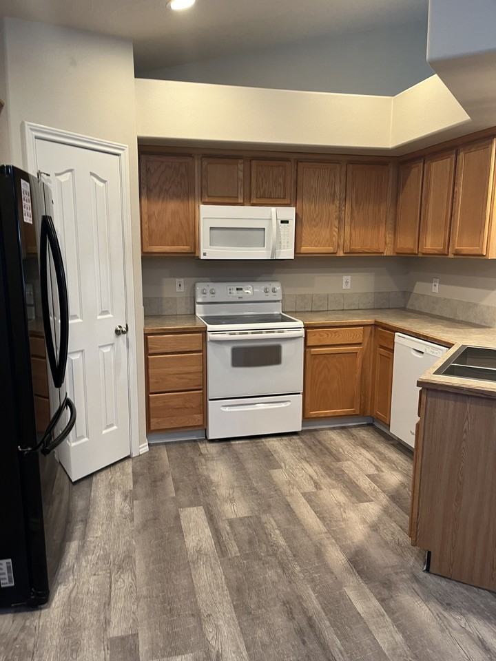 16935 N Denemere Loop #1 - Photo 5 of 24