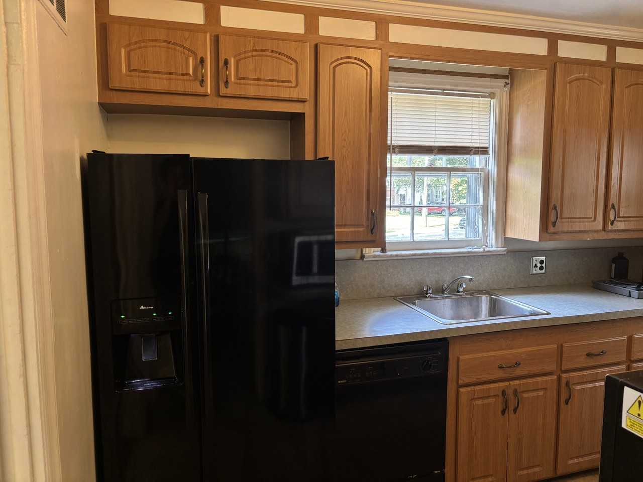 4601 Harvard Rd #1 - Photo 5 of 20