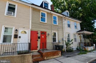 319 York St - Photo 1 of 1
