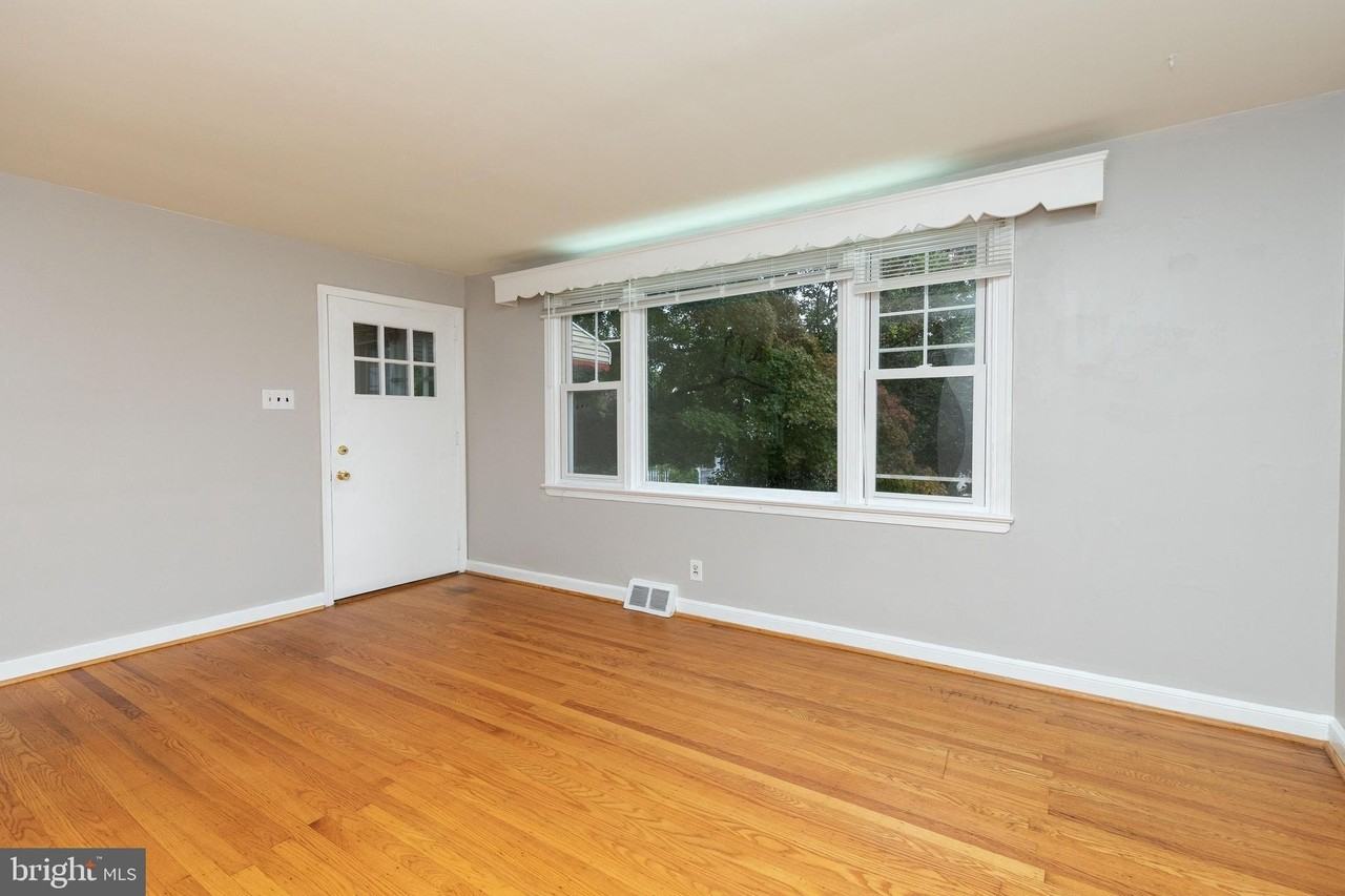 612 Shoemaker Ave #1 - Photo 4 of 16