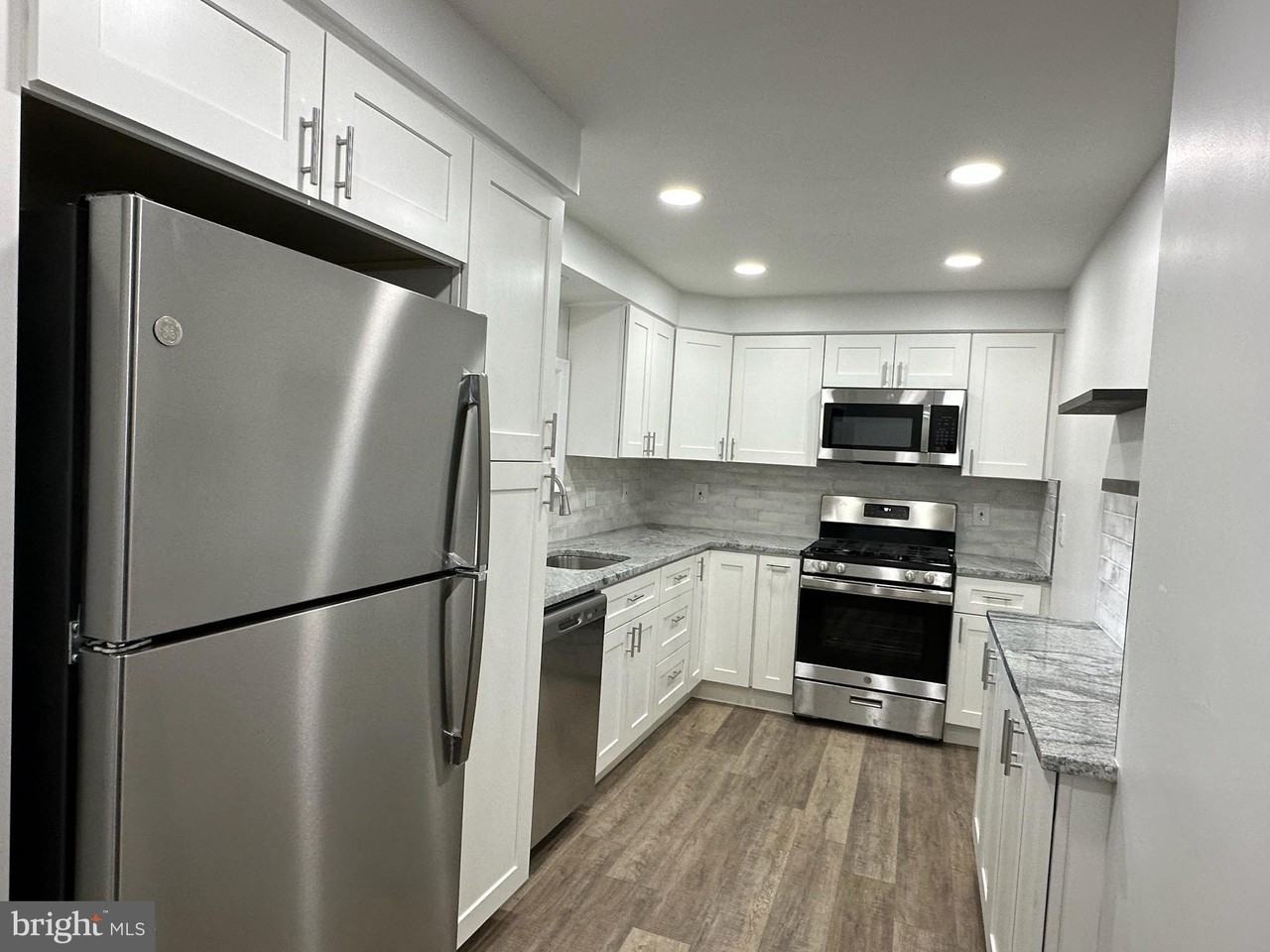 140 Kalos St - Photo 3 of 23
