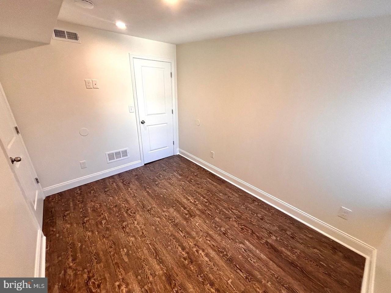 1220 S 13th St #3 - Photo 3 of 17