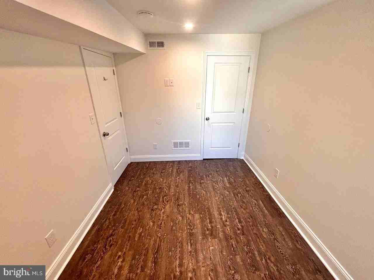 1220 S 13th St #3 - Photo 4 of 17
