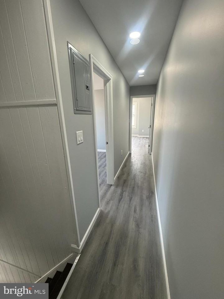 2600 S 6th St - Photo 4 of 13