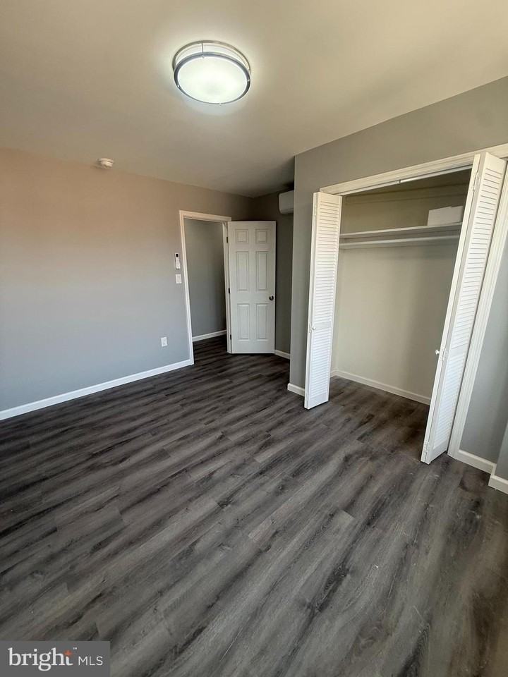 2600 S 6th St - Photo 6 of 13