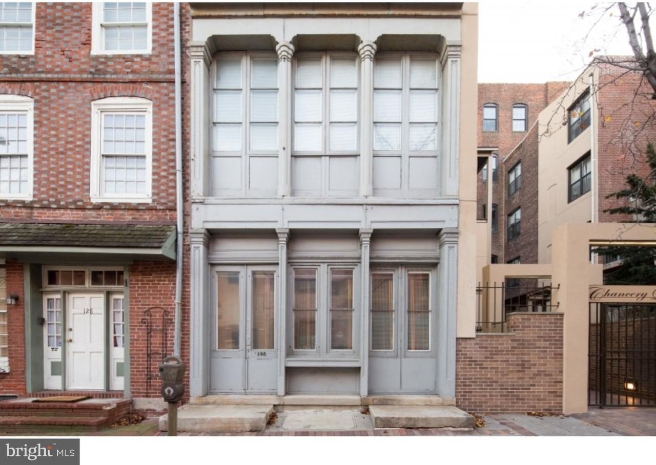 1304 Arch St #306 - Photo 2 of 21