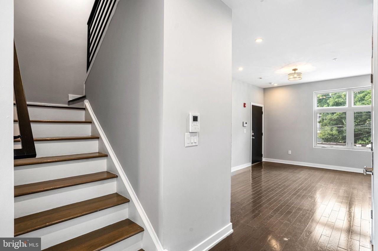 755 N Capitol St #C - Photo 6 of 16
