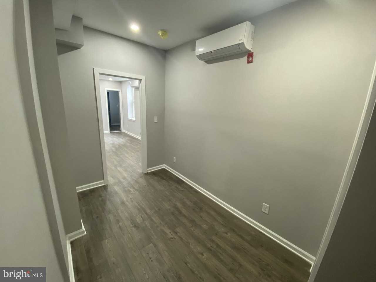 1122 Gerritt St #2ndFL - Photo 2 of 4