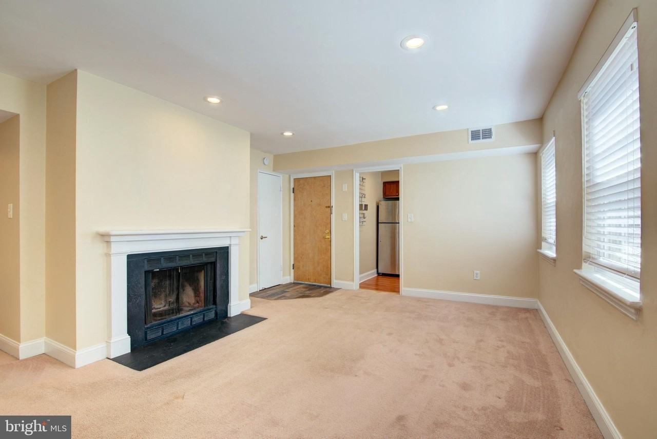 2100 N Scott St #103 - Photo 7 of 27