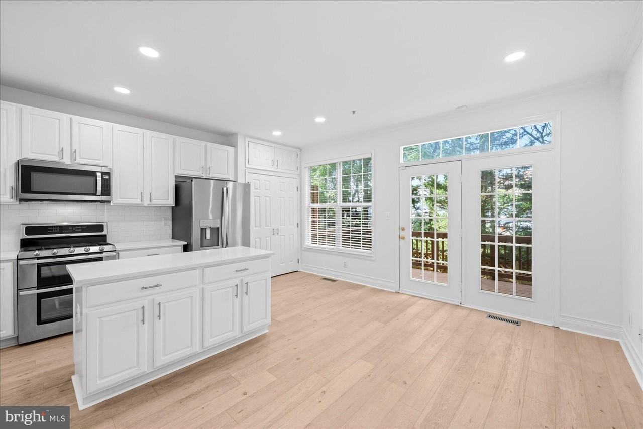 329 Helmuth Ln - Photo 3 of 42