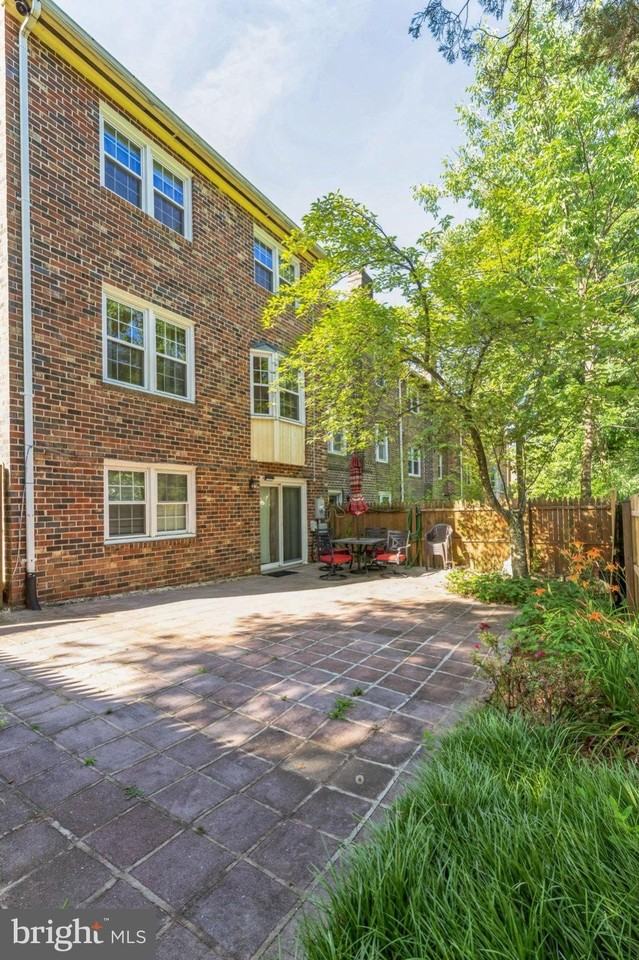 4600 Linmar Ct - Photo 4 of 24
