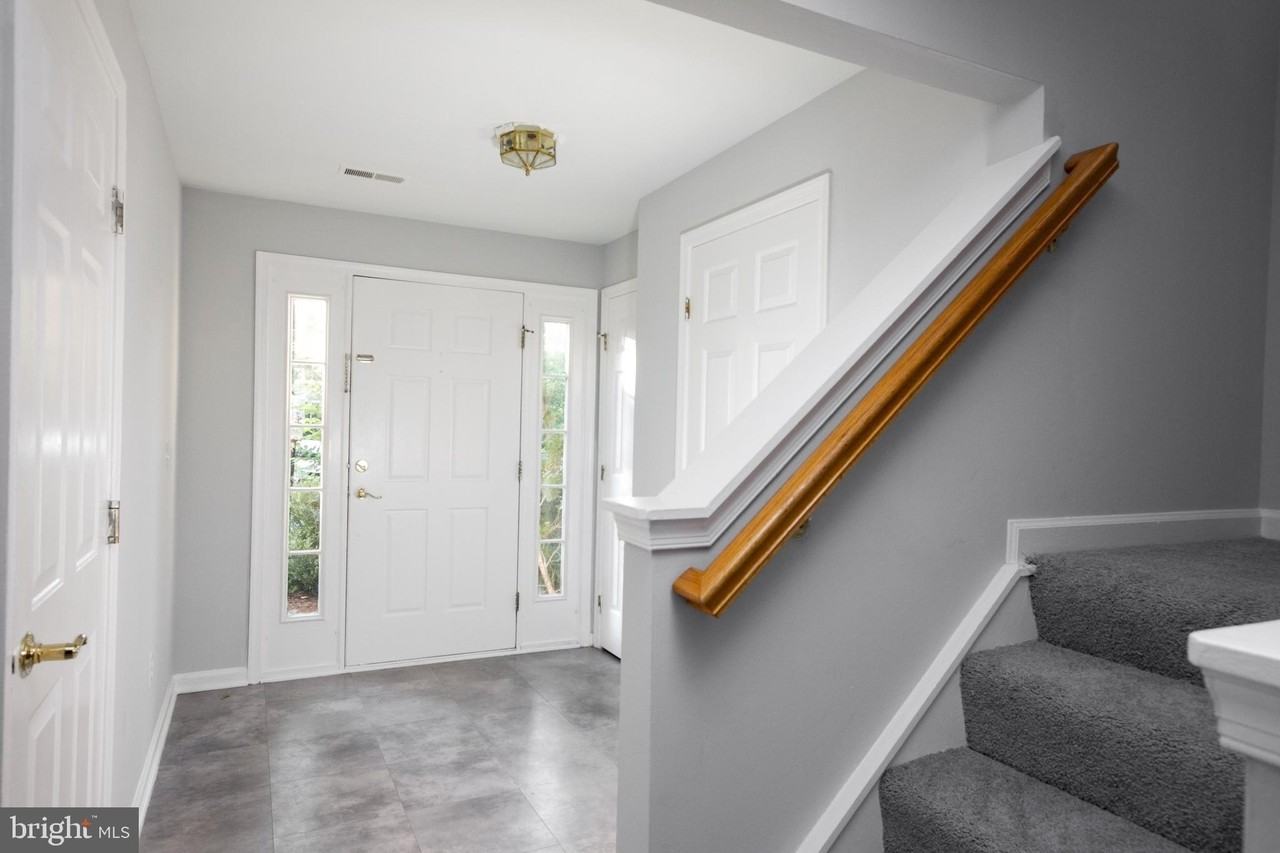 44877 Grove Ter - Photo 2 of 40