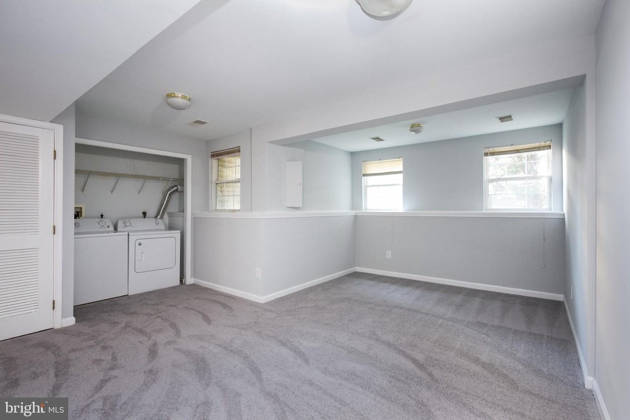 44877 Grove Ter - Photo 7 of 40