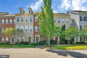 featured image of 10613 Bristow Station Dr