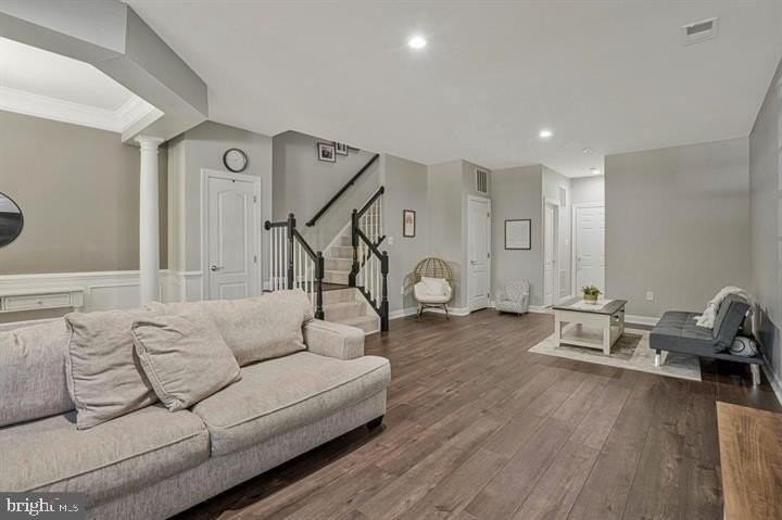 10613 Bristow Station Dr - Photo 5 of 35