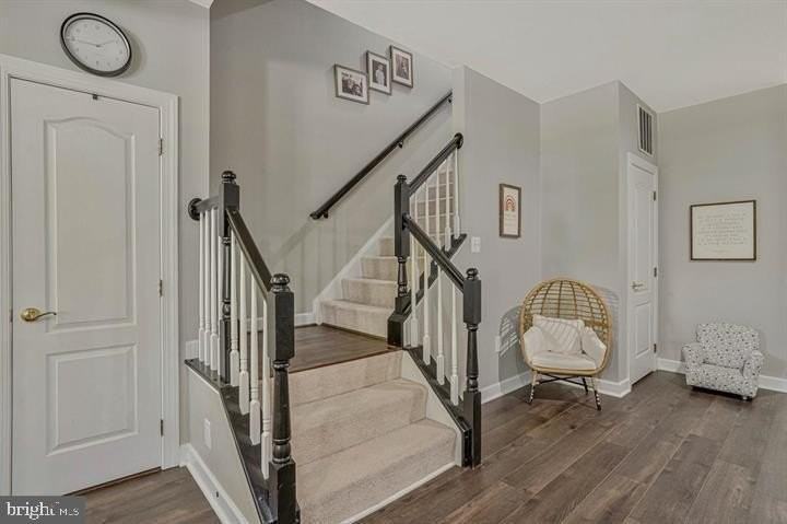 10613 Bristow Station Dr - Photo 7 of 35