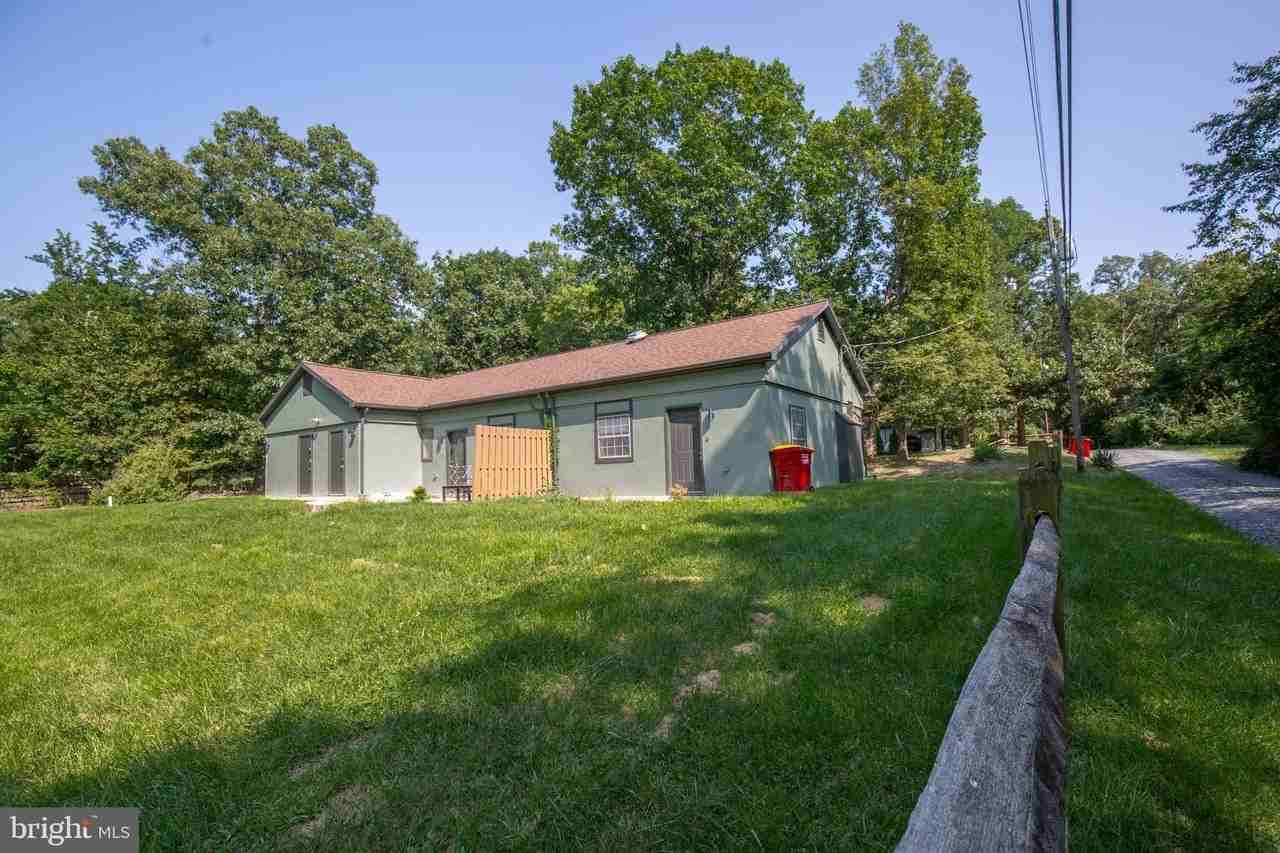 115 Old Bridge Rd #6 - Photo 4 of 23