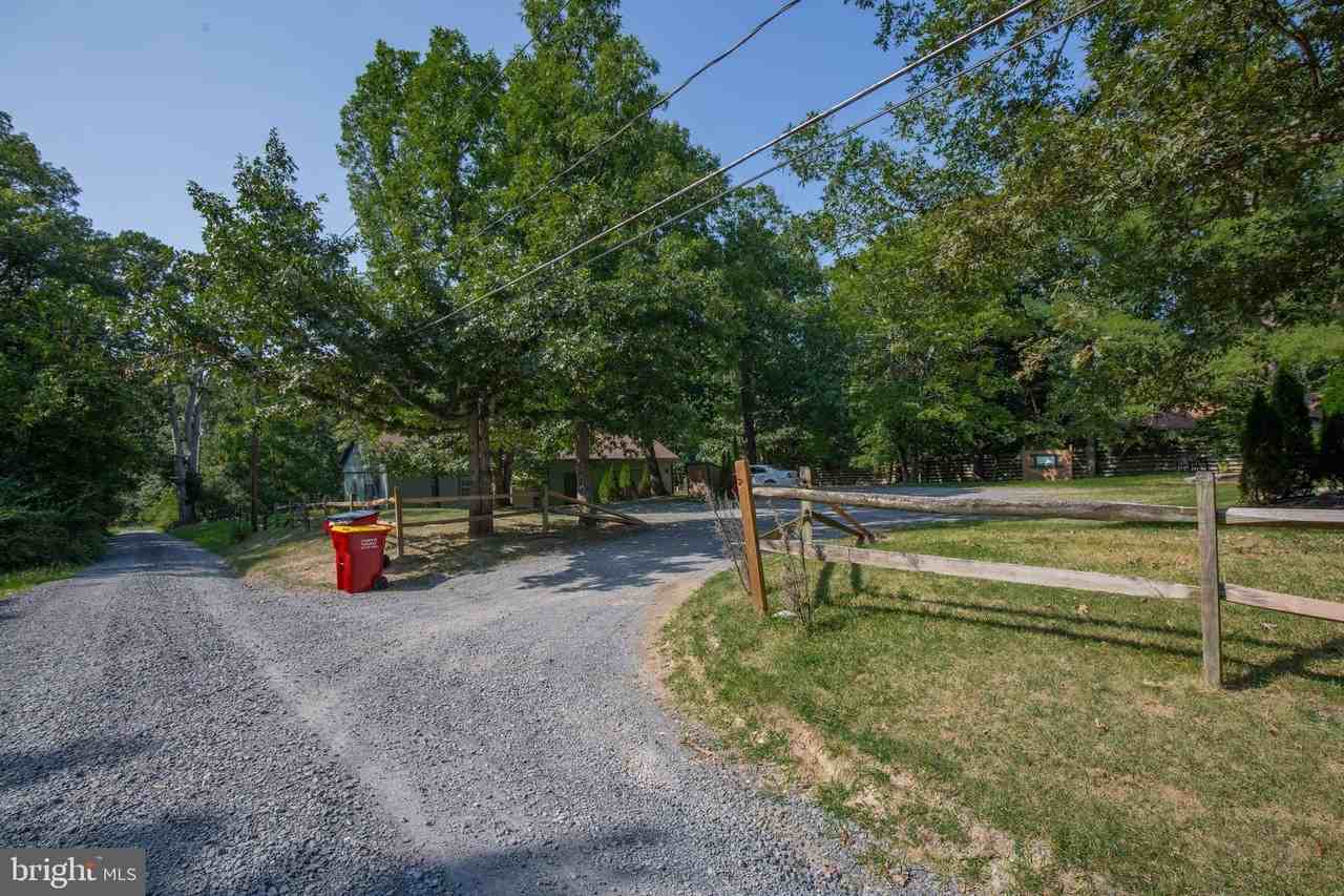 115 Old Bridge Rd #6 - Photo 7 of 23