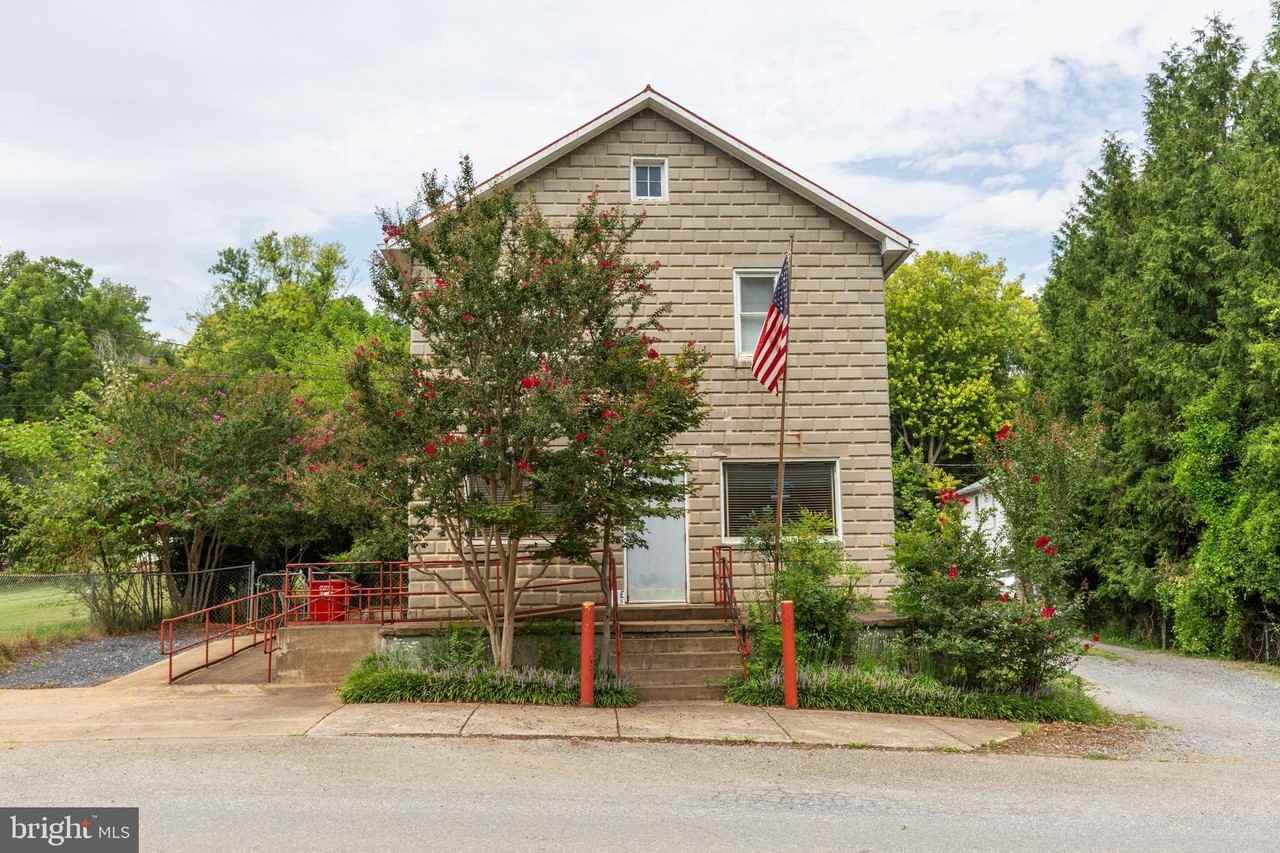 481 Millville Rd - Photo 2 of 25