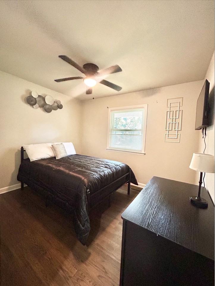 Thornwood Rd - Photo 5 of 13