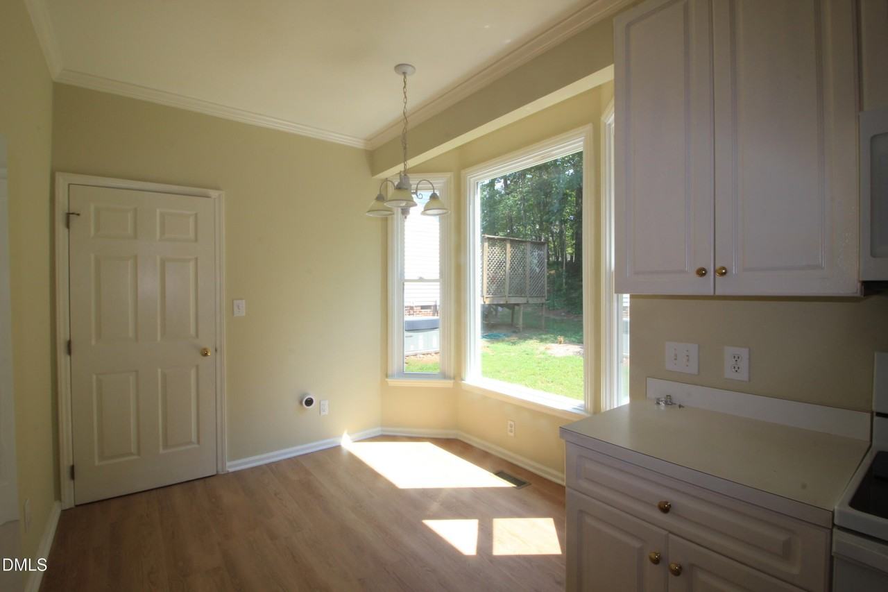 1409 Opal Ct - Photo 7 of 24