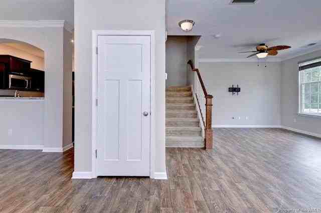 406 Promenade Ln - Photo 7 of 44