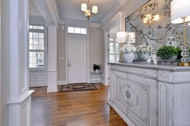 160 Broadmoor - Photo 4 of 50