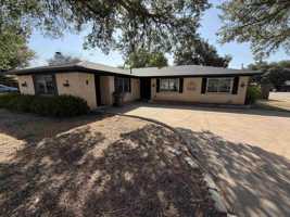 featured image of 8 Brandy Ln