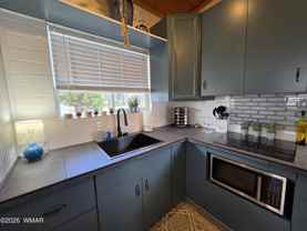 1412 Amanda Dr - Photo 1 of 1