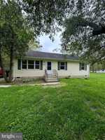 featured image of 22427 Cross Rd