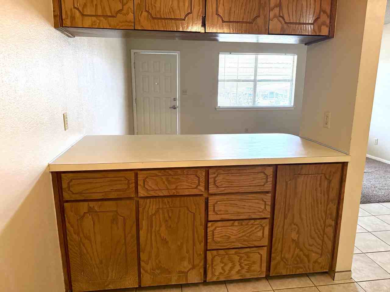 2302 Shenandoah Dr #1 - Photo 6 of 31