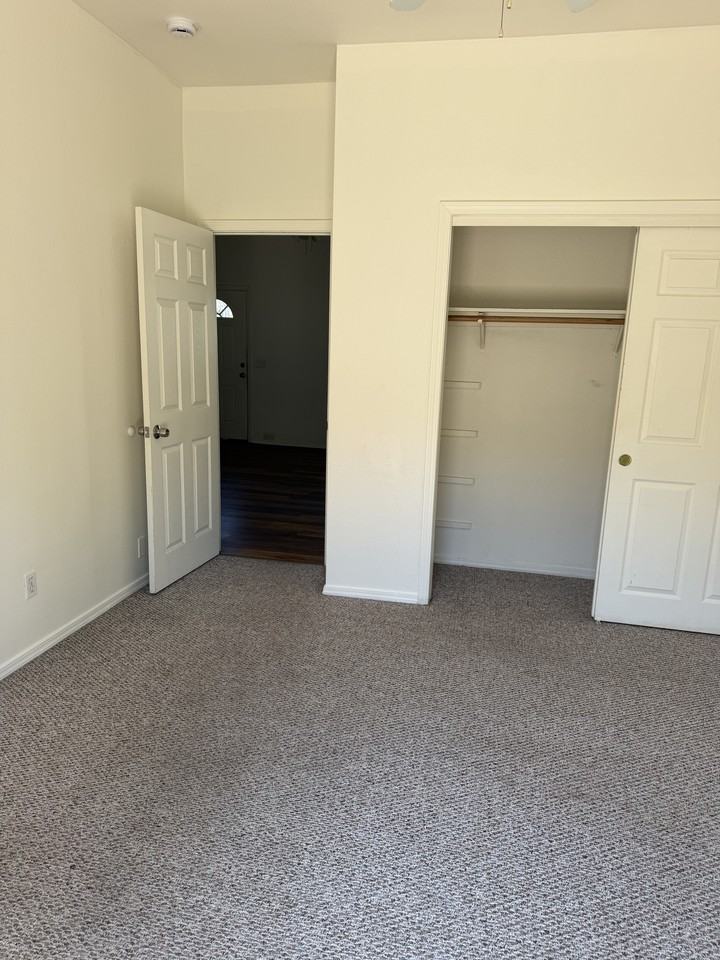 416 Hathway Ave #416H - Photo 7 of 11