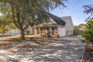 8637 Plantation Landing Dr - Photo 1 of 1