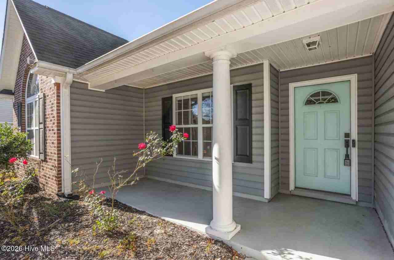 8637 Plantation Landing Dr - Photo 2 of 24