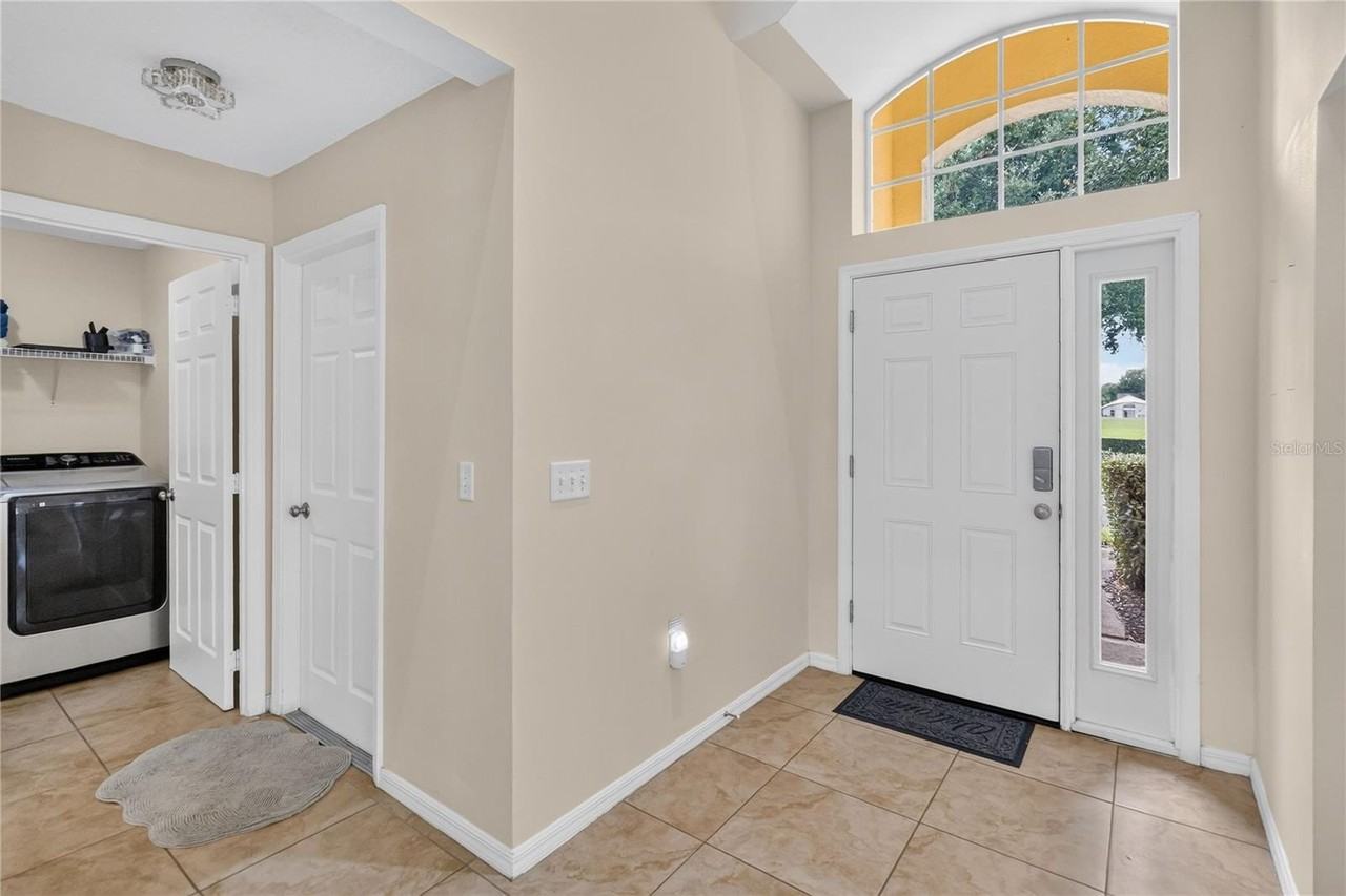 1550 Casterton Cir - Photo 4 of 30