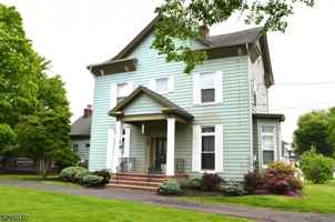 featured image of 1800 Front St