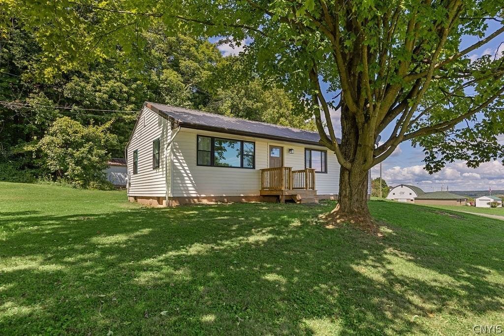 5635 Buyea Rd - Photo 2 of 28
