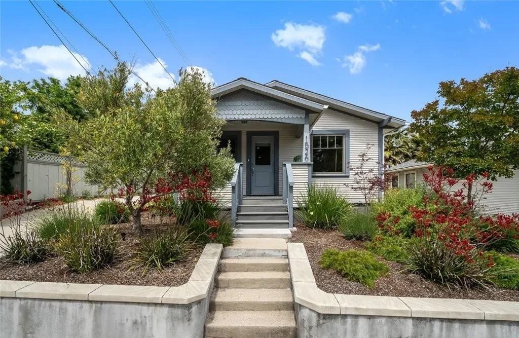 1526 Garden Street - Photo 3 of 42