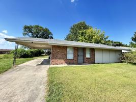 featured image of 2509 Belair Dr S #2509