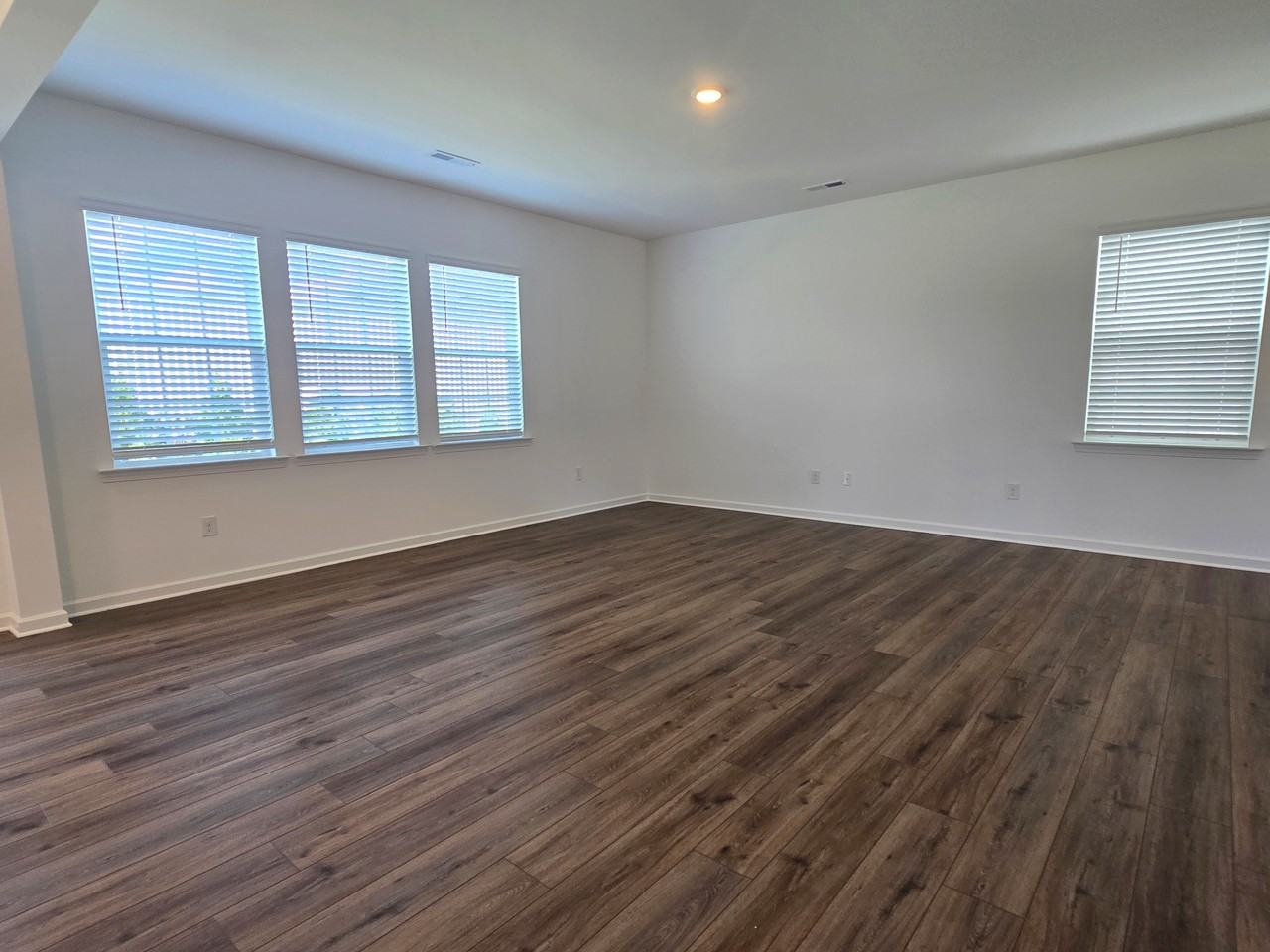5525 Hydrangea St #1 - Photo 7 of 31