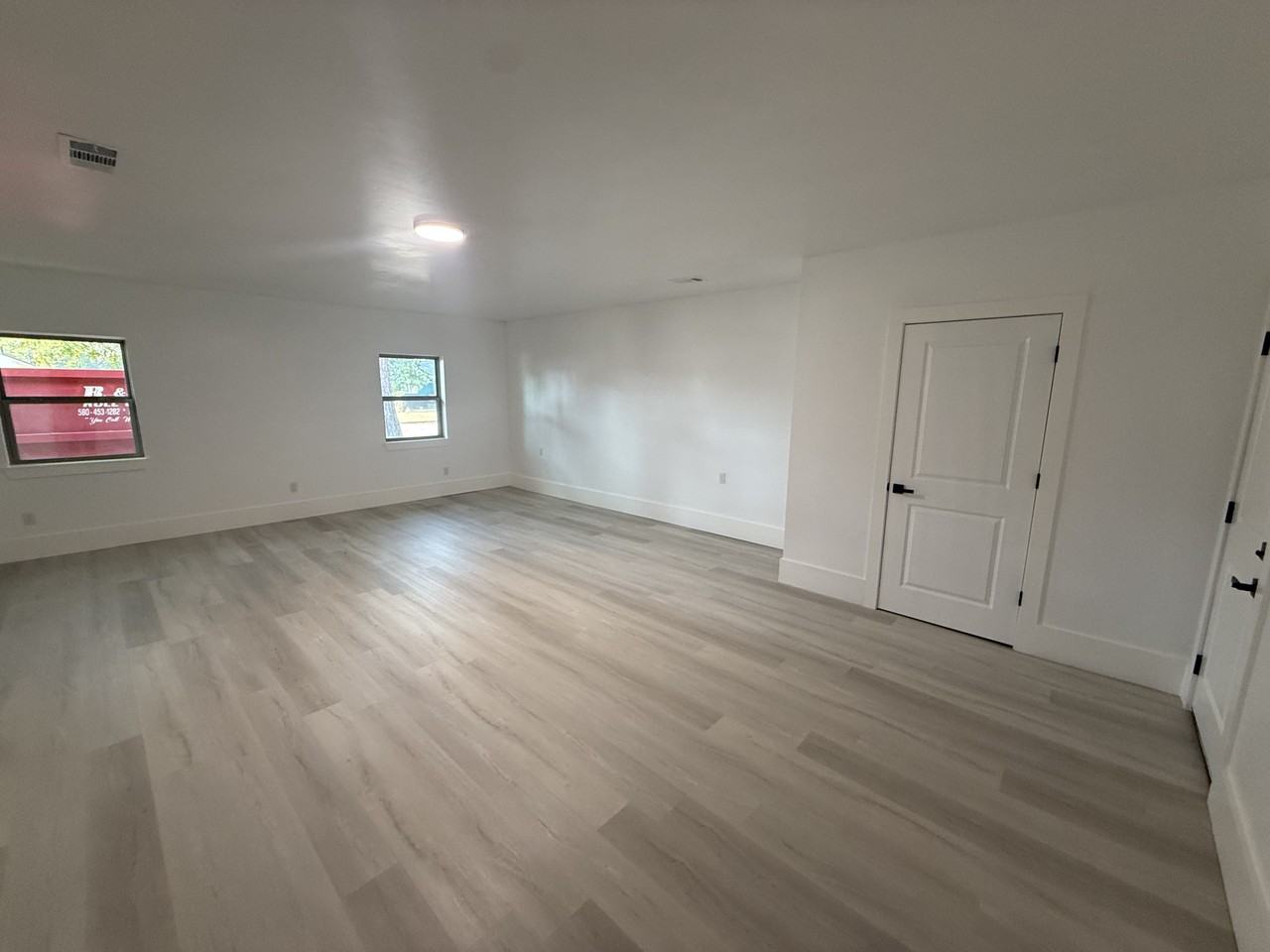 800 W 6th St #1 - Photo 4 of 10