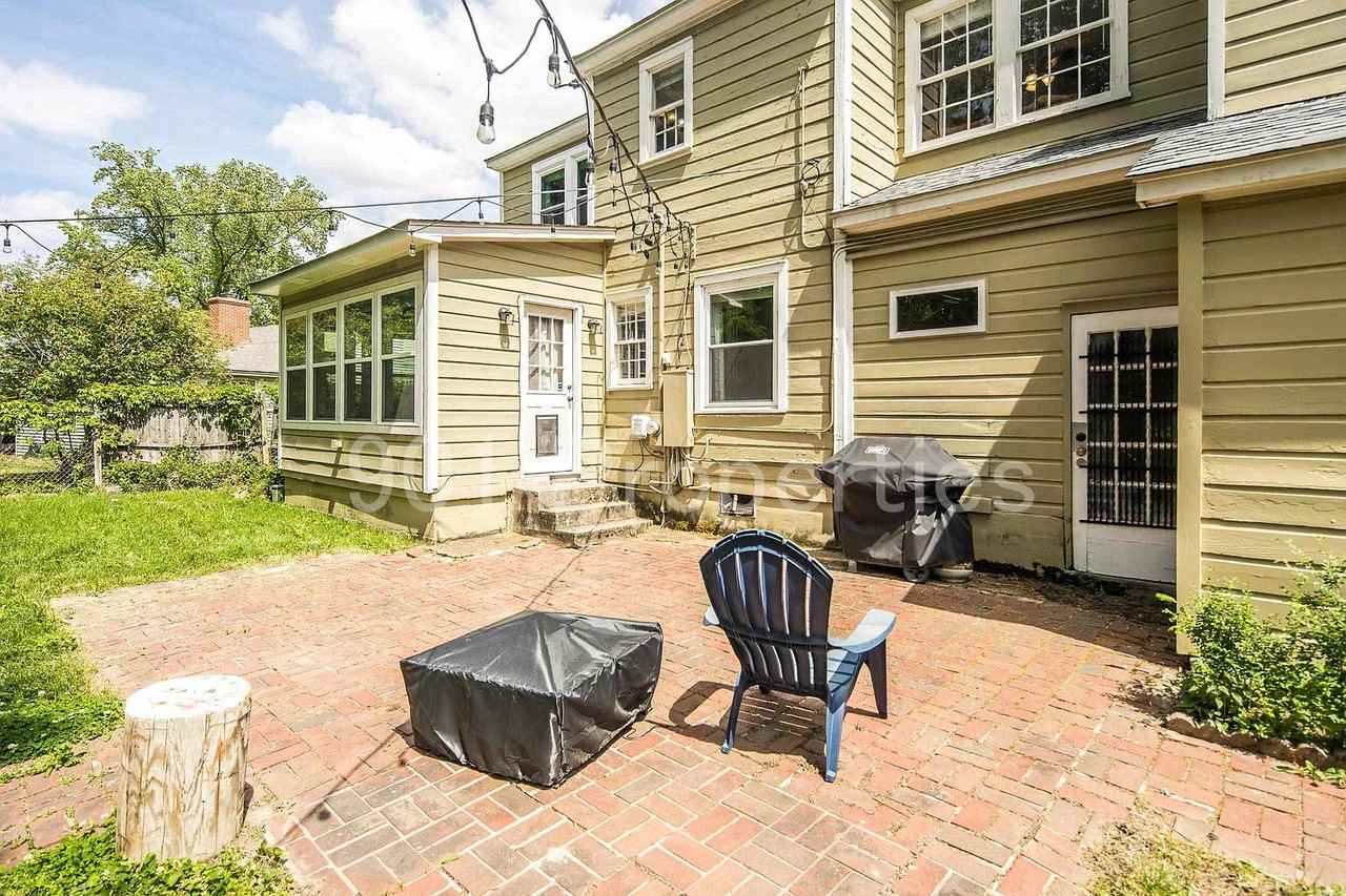 59 N Ashlawn Rd #1 - Photo 4 of 31