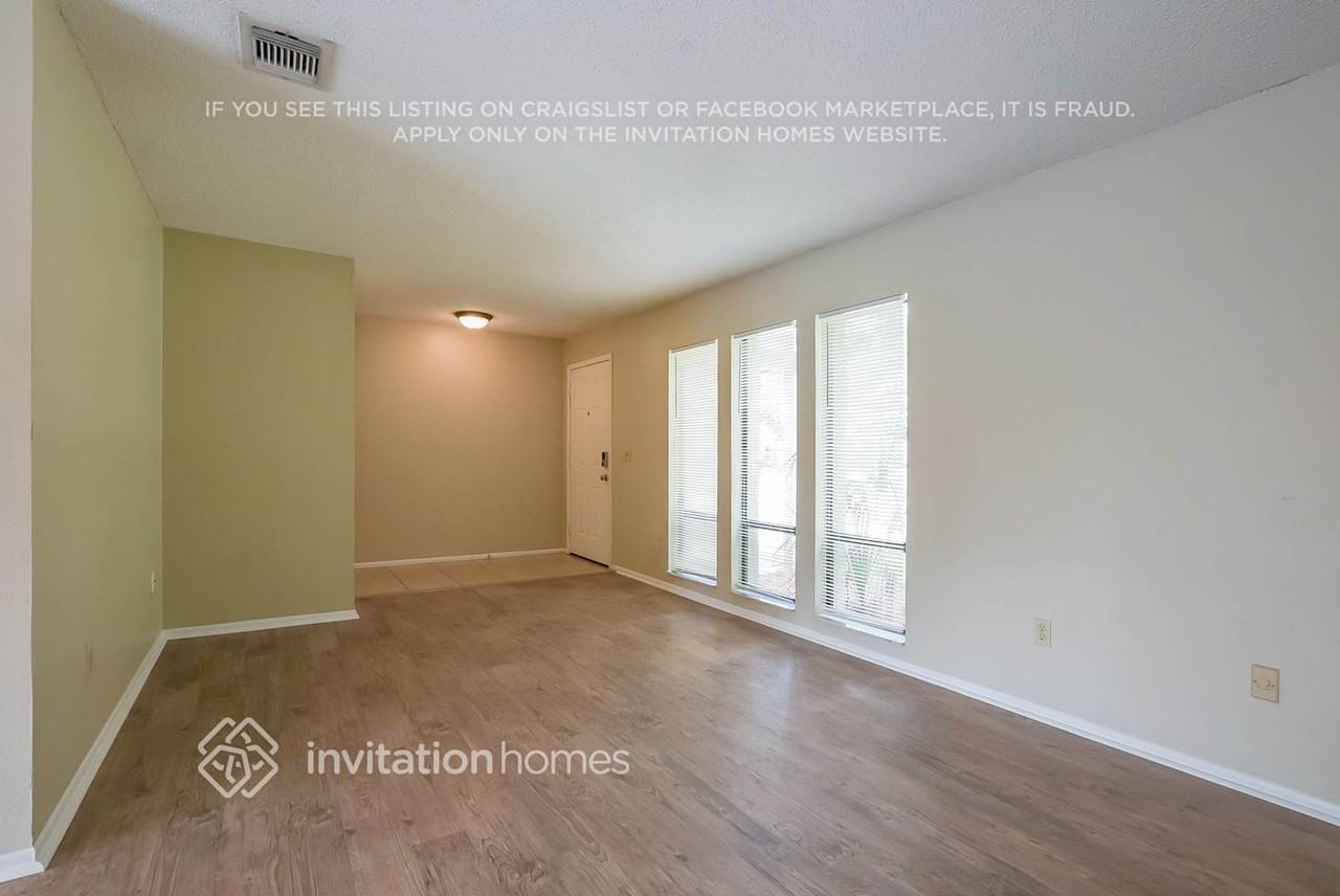 2931 Autumnwood Trl - Photo 3 of 17