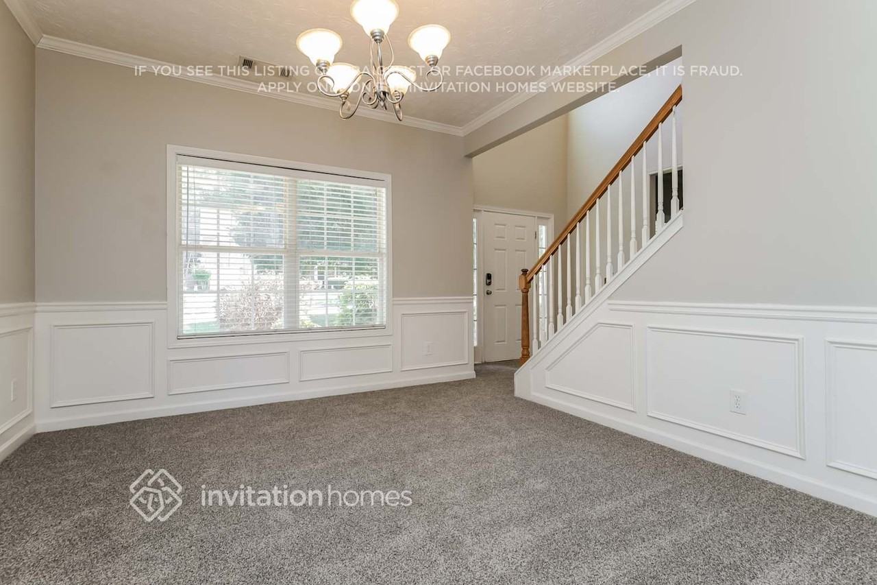 333 Interlake Pass - Photo 6 of 18