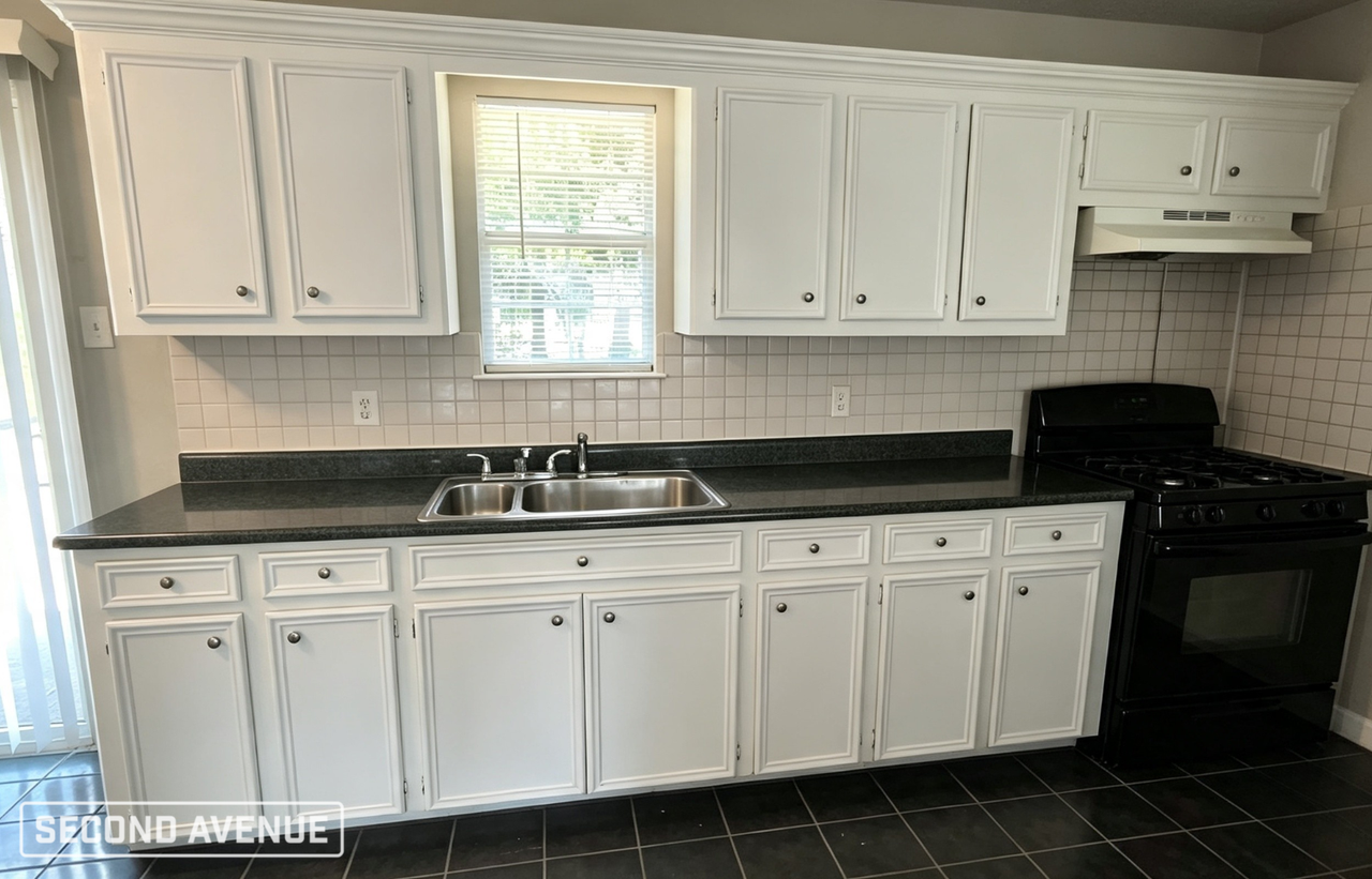 1131 Marleen St - Photo 4 of 11