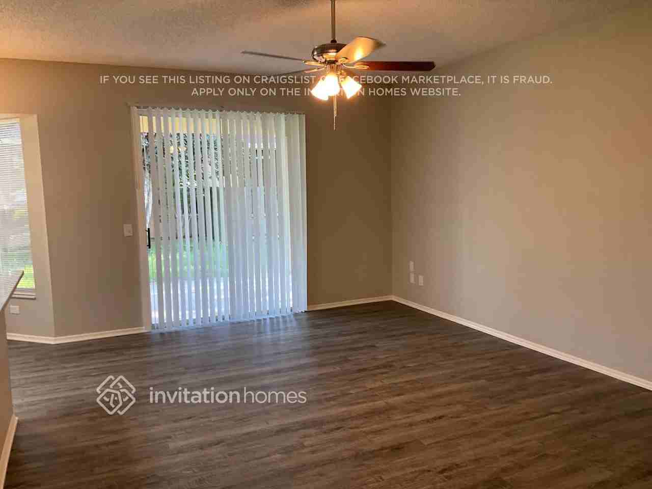22521 Laureldale Dr - Photo 5 of 18