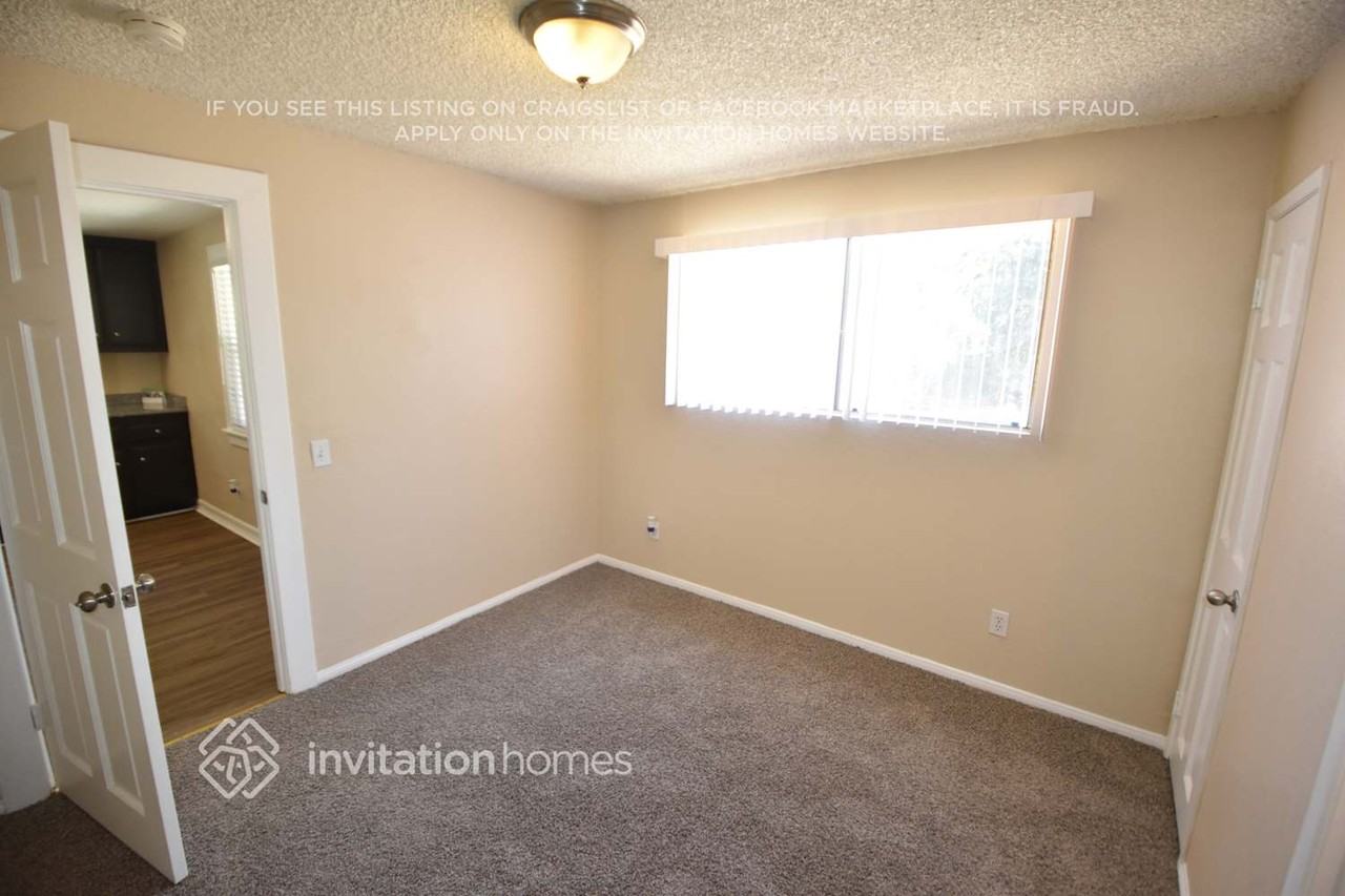 1446 N Euclid Ave - Photo 5 of 14