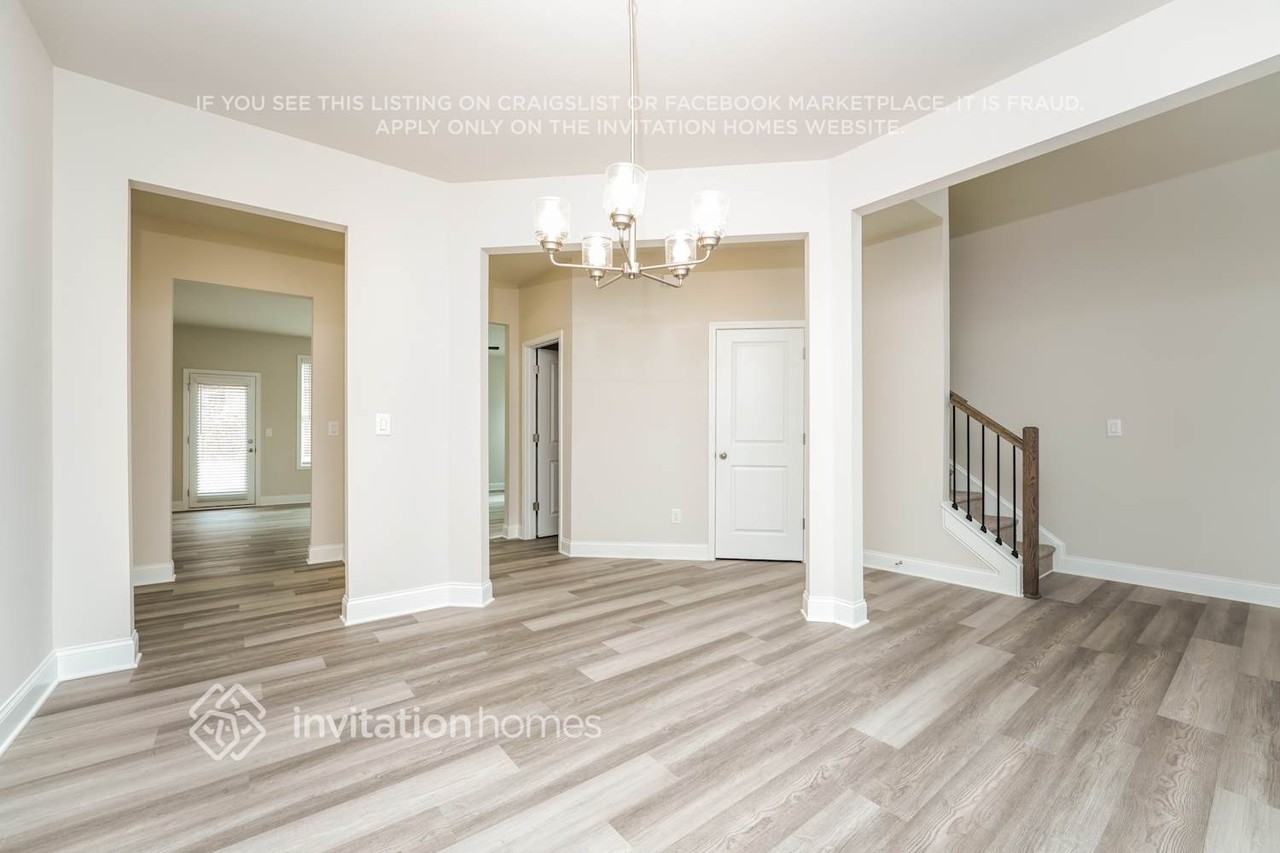 249 Katherine St - Photo 6 of 21