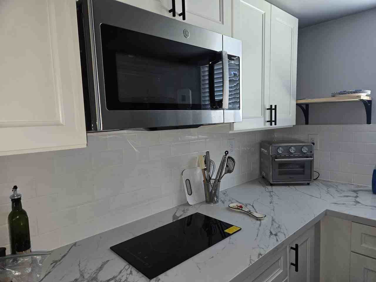 7824 Brighton Avenue - Photo 6 of 11